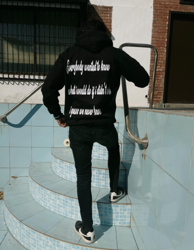 Myth Article Black - Image 3